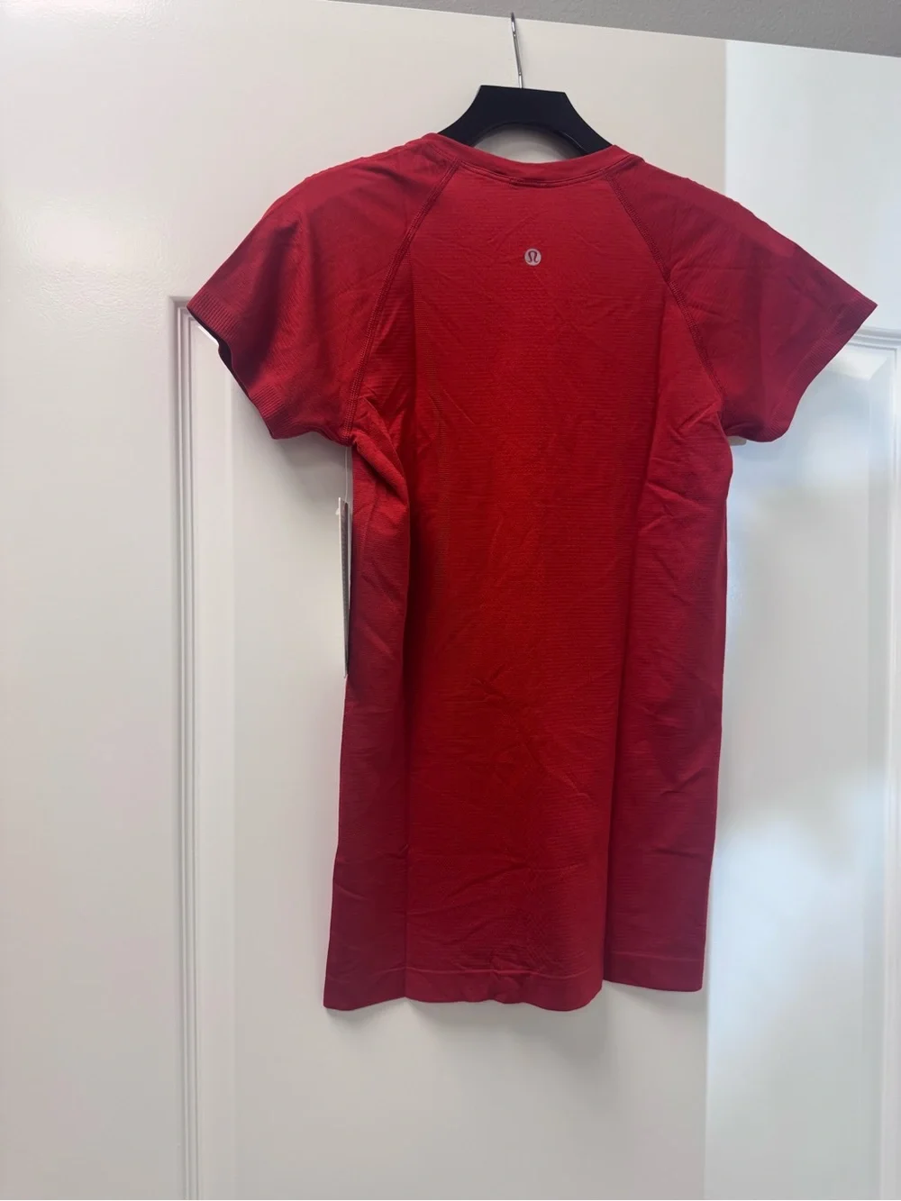 lululemon athletica Red Short Sleeve Tee